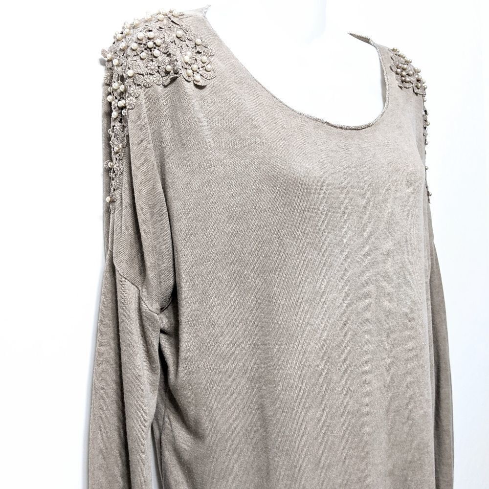 TEMPO PARIS Pearl Embellished Metallic Sweater M/L - Picture 2 of 8